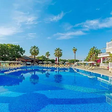Justiniano Club Alanya فندق Odaonu